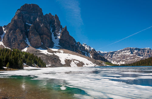 Sunburst Lake in front of Sunburst Peak.